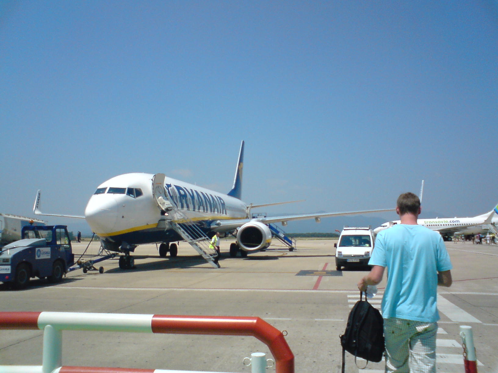 Auf dem Weg zum Flugzeug ( Ryanair )